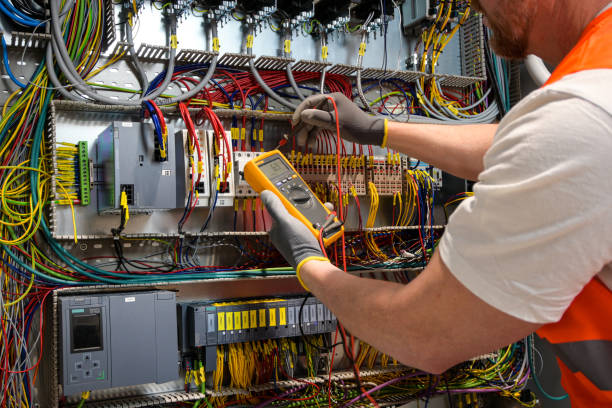 Best Affordable Electrician  in Phoenix, OR